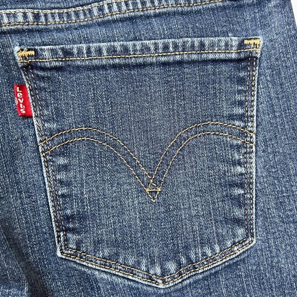 Levi’s 515 Five Pocket Blue Medium Wash Mid Rise Boot Cut Denim Jeans Size 8 - Picture 11 of 16